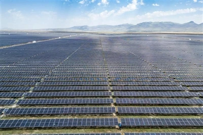 دفتر پنجم ساختمانی چین پروژه 500 مگاواتی PV جیزک را در ازبکستان تکمیل کرد